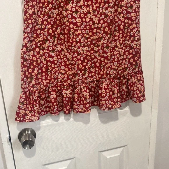 SHEIN FLORAL DRESS SIZE L - Picture 4 of 5